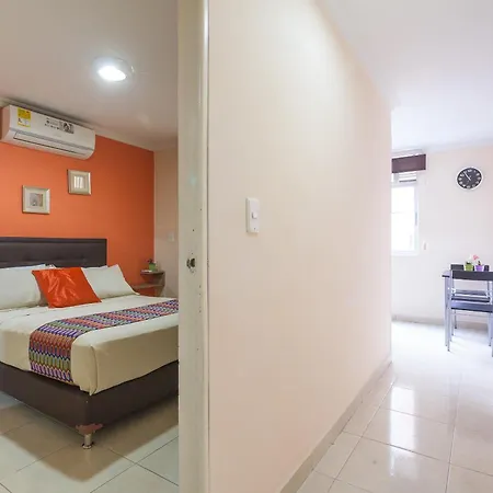 Apartamentos Laureles De La 70 Medellin Exterior photo
